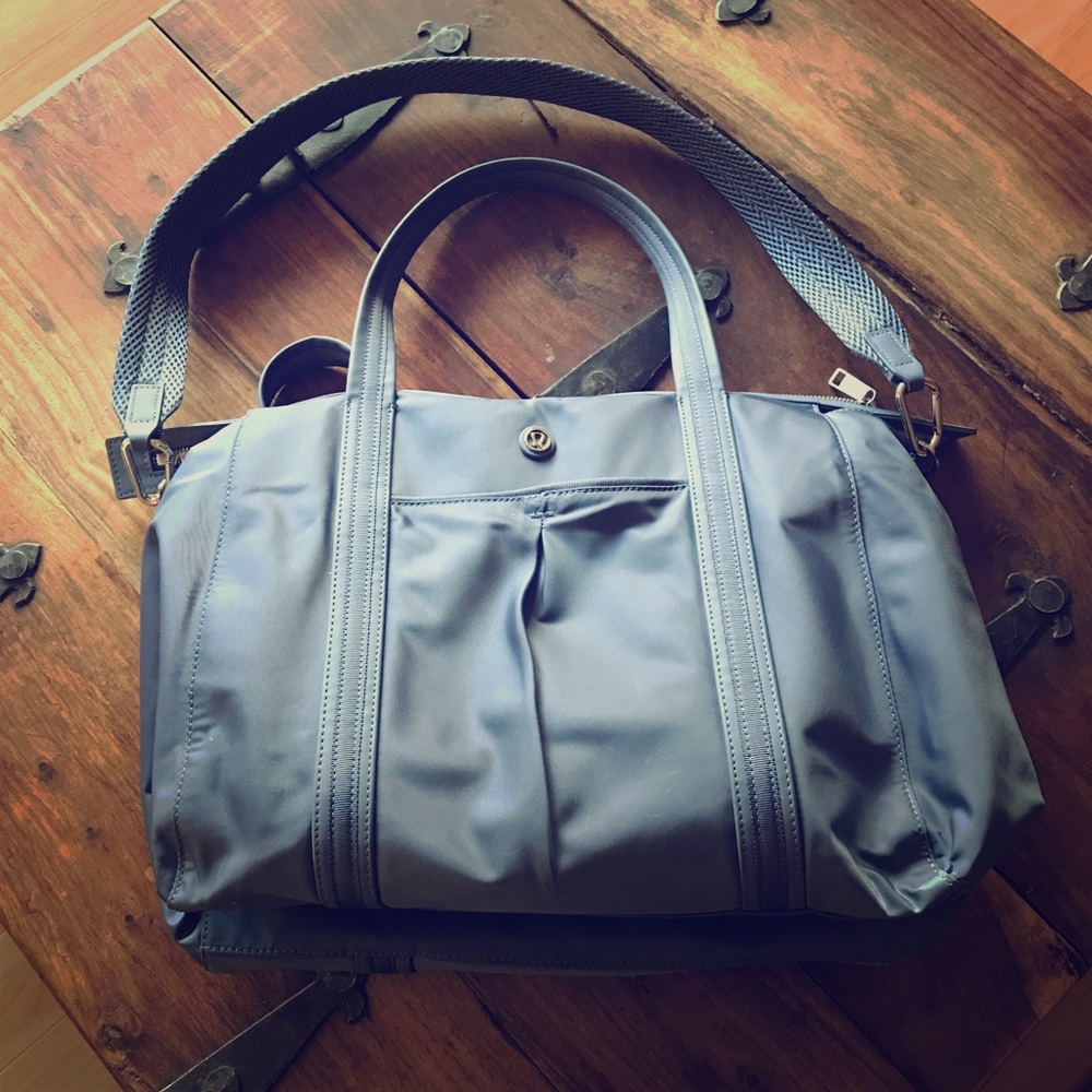 Lululemon Everywhere Bag 23L